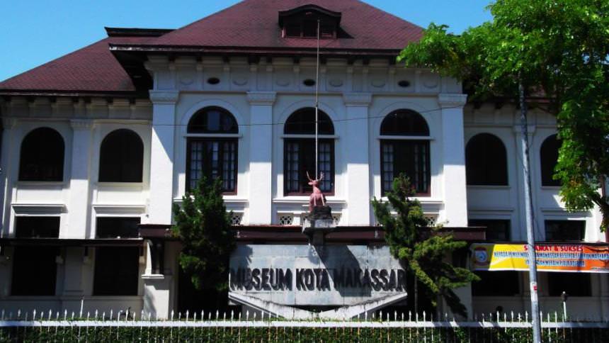 Museum Kota Makassar Museum Kota Makassar - Dolan Dolen