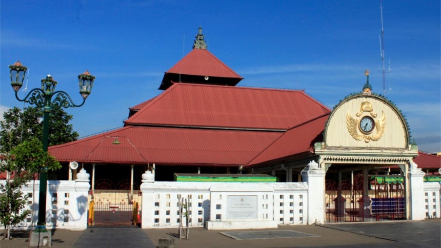 Masjid Gedhe Kauman Masjid Gedhe Kauman - Dolan Dolen