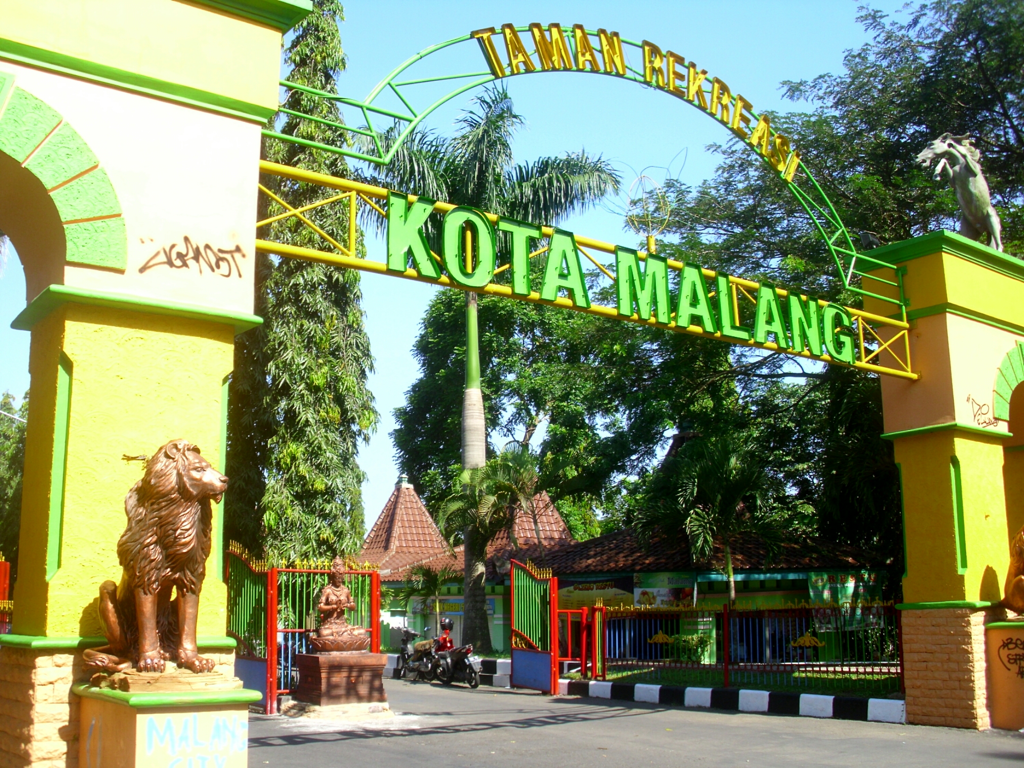 Taman Kota Malang, Malang, Malang Raya, Dolan Dolen, Dolaners Taman Kota Malang via zadinda - Dolan Dolen