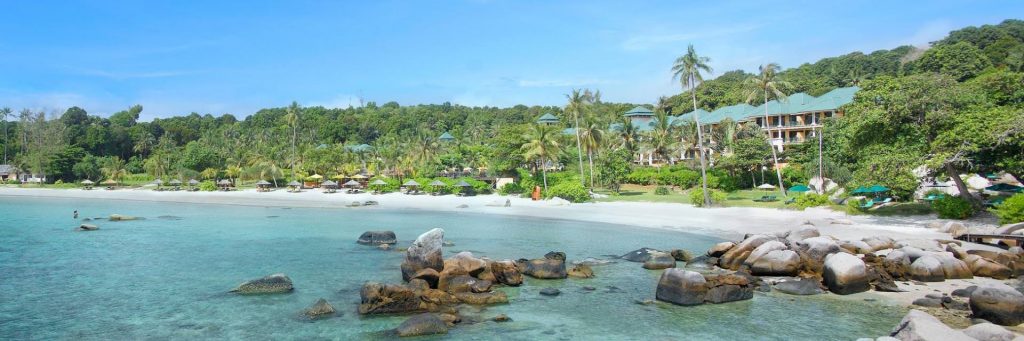 10 Wisata Wajib di Pulau Bintan svg xml  3Csvg 20viewBox 3D 270 200 201024 20341 27 20xmlns 3D 27http 3A 2F 2Fwww - Dolan Dolen