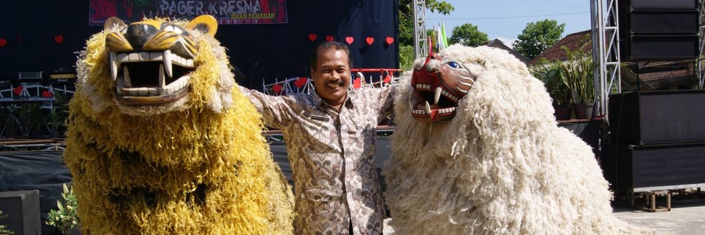 6 Seni Kebudayaan Unik di Bondowoso svg xml  3Csvg 20viewBox 3D 270 200 201024 20341 27 20xmlns 3D 27http 3A 2F 2Fwww - Dolan Dolen