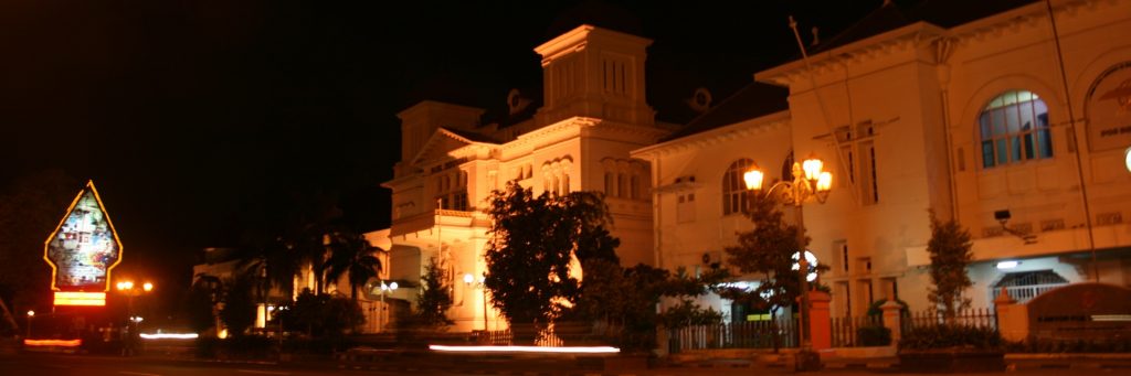 Malam di Jogja, Yogyakarta, Kota Yogyakarta, Dolan Dolen, Dolaners svg xml  3Csvg 20viewBox 3D 270 200 201024 20341 27 20xmlns 3D 27http 3A 2F 2Fwww - Dolan Dolen