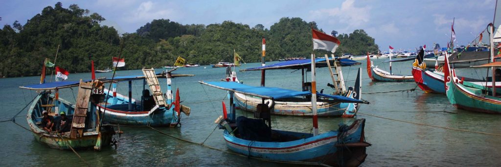 Mencari Ikan di Pantai Malang, Kabupaten Malang, Dolan Dolen, Dolaners svg xml  3Csvg 20viewBox 3D 270 200 201024 20341 27 20xmlns 3D 27http 3A 2F 2Fwww - Dolan Dolen