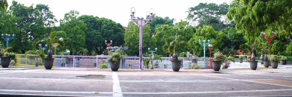 Wisata Gratis Malang, Malang, Kota Malang, Dolan Dolen, Dolaners svg xml  3Csvg 20viewBox 3D 270 200 201024 20341 27 20xmlns 3D 27http 3A 2F 2Fwww - Dolan Dolen